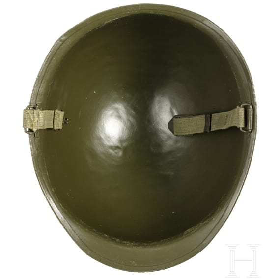 Neun milit&auml;rische Kopfbedeckungen, USA