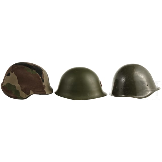 Zehn internationale Helme