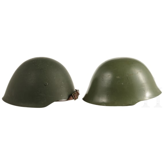 Zehn internationale Helme