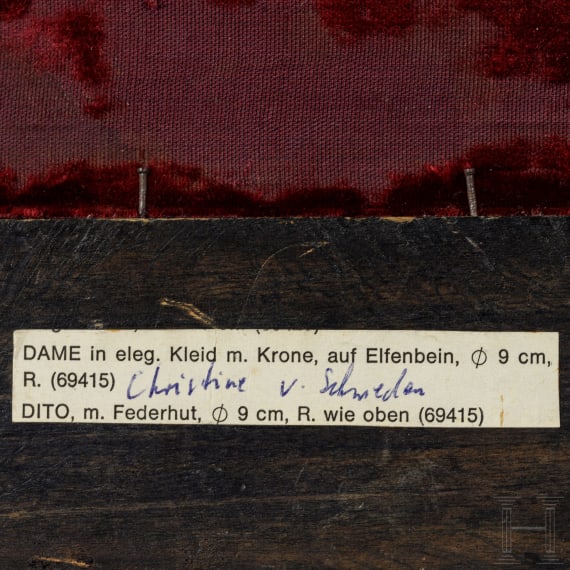 Miniaturmalerei auf Elfenbein, Dame mit Krone, England, 19. Jhdt.