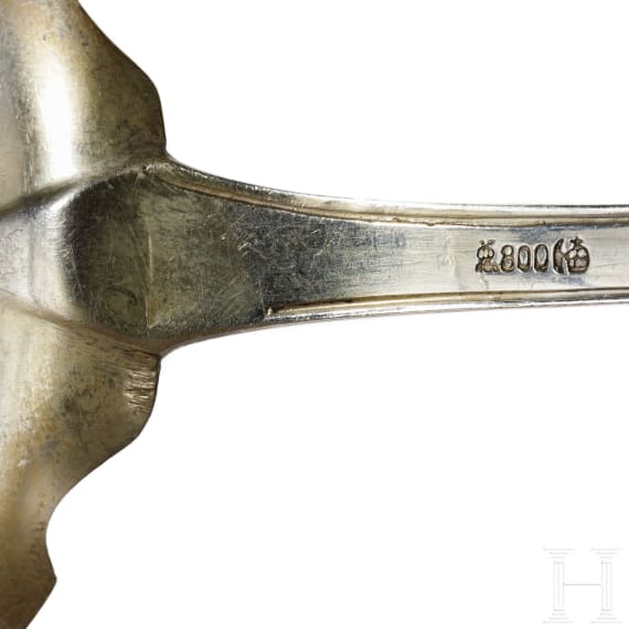 Silbernes Set von Geb&auml;ckschaufel, Torten- und Spargelheber sowie Teesieb und Schauml&ouml;ffel, deutsch, fr&uuml;hes 20. Jhdt.