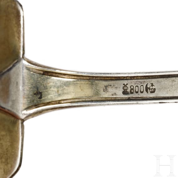 Silbernes Set von Geb&auml;ckschaufel, Torten- und Spargelheber sowie Teesieb und Schauml&ouml;ffel, deutsch, fr&uuml;hes 20. Jhdt.