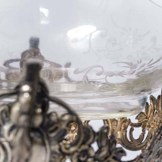 Sechs Glasschalen mit silbernen/versilberten Fassungen, fr&uuml;hes 20. Jhdt.