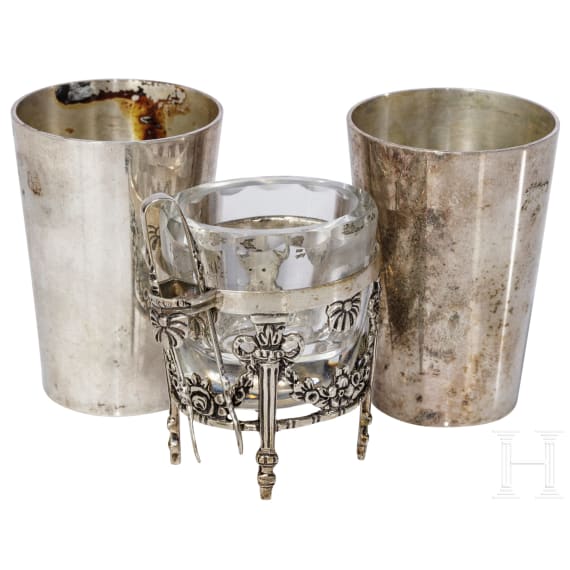 F&uuml;nf silberne Gew&uuml;rzsch&auml;lchen, drei Eier- und zwei Schnapsbecher, deutsch, um 1890/1900