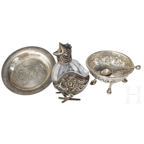F&uuml;nf silberne Gew&uuml;rzsch&auml;lchen, drei Eier- und zwei Schnapsbecher, deutsch, um 1890/1900