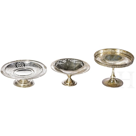 Sechs Fu&szlig;schalen in Silber bzw. "Sterling weighted", 19. und 20. Jhdt.