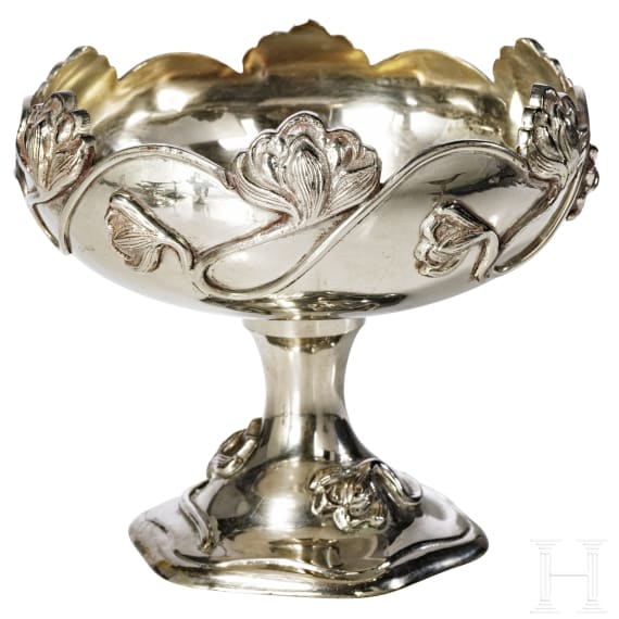 Sechs Fu&szlig;schalen in Silber bzw. "Sterling weighted", 19. und 20. Jhdt.
