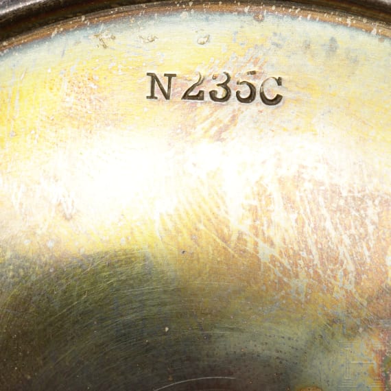 Sechs Fu&szlig;schalen in Silber bzw. "Sterling weighted", 19. und 20. Jhdt.
