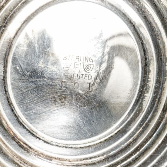 Sechs Fu&szlig;schalen in Silber bzw. "Sterling weighted", 19. und 20. Jhdt.