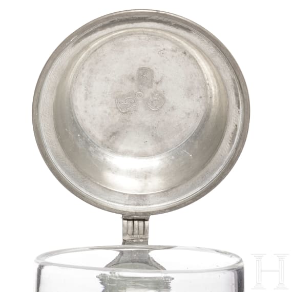Zwei Walzenkr&uuml;ge mit Zinndeckel, Sachsen, Anfang 19. Jhdt. bzw. Friedrich Traugott G&uuml;nther (Meister 1810), Freiberg, datiert 1822