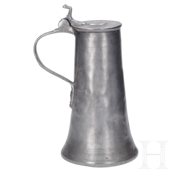 An Austrian broadrim charger and two pewter jugs, Salzburg, 17th/early 18th century