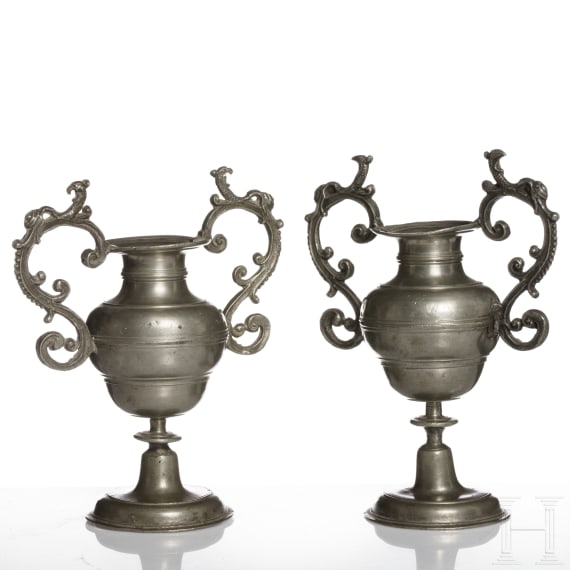 Ein Paar Altarvasen aus Zinn, Augsburg, um 1720