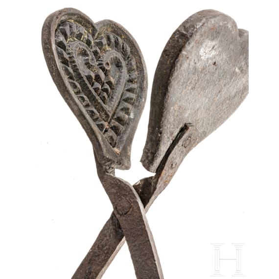 Drei schmiedeeiserne Waffeleisen, deutsch, um 1800