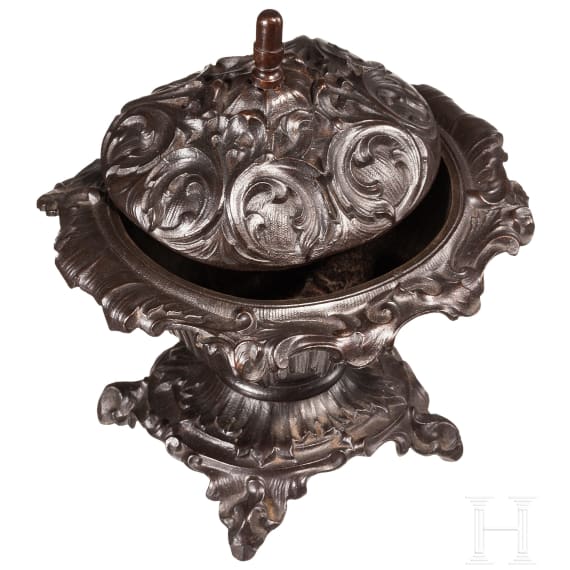 Dose aus Eisenguss, K&ouml;niglich Preu&szlig;ische Eisengie&szlig;erei, Berlin, um 1850