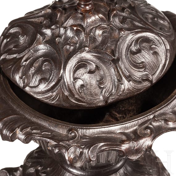 Dose aus Eisenguss, K&ouml;niglich Preu&szlig;ische Eisengie&szlig;erei, Berlin, um 1850