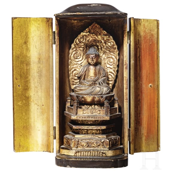 A Japanese travel altar with a meditating Buddha, 19th century