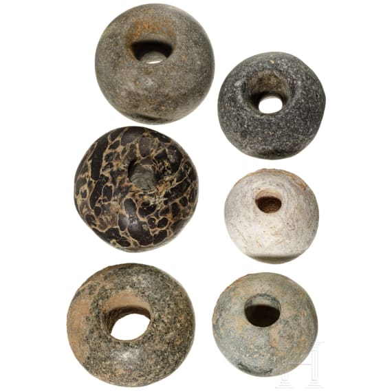 Sechs steinerne Keulenköpfe, Vorderasien und Ägypten, 5. - 3. Jtsd. v. Chr.