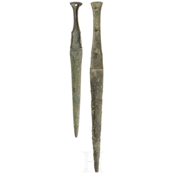 Zwei Bronzedolche, Luristan, 12. - 11. Jhdt. v. Chr.