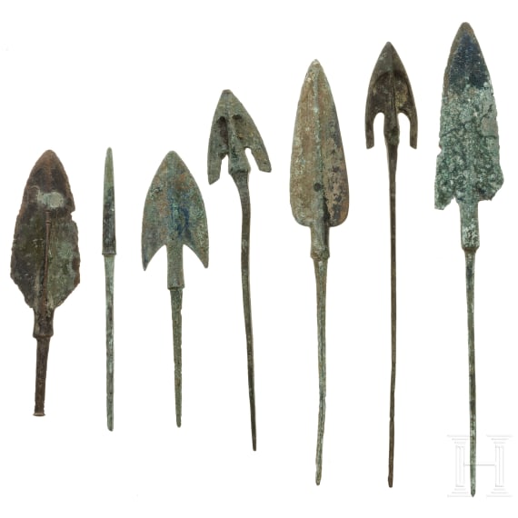 Sieben Pfeilspitzen, Bronze, Vorderasien, ca. 1000 v. Chr.
