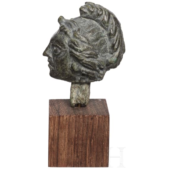Kleiner Frauenkopf, Bronze, r&ouml;misch, 2. - 3. Jhdt.