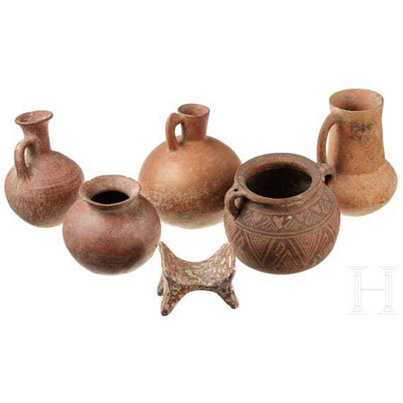 Five Hohokam vessels and a stand from a hoard in Delaware County, Oklahoma, USA, circa 750 - 1500 A.D.