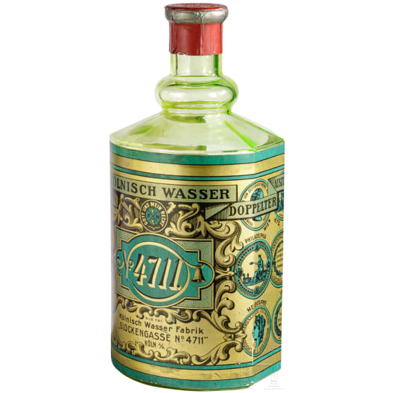Gro&szlig;e Schaust&uuml;ck-Glasflasche "4711 - K&ouml;lnisch Wasser" und zwei Magazine "Kriminal Illustrierte" mit Titelbild von Willi Engelhardt
