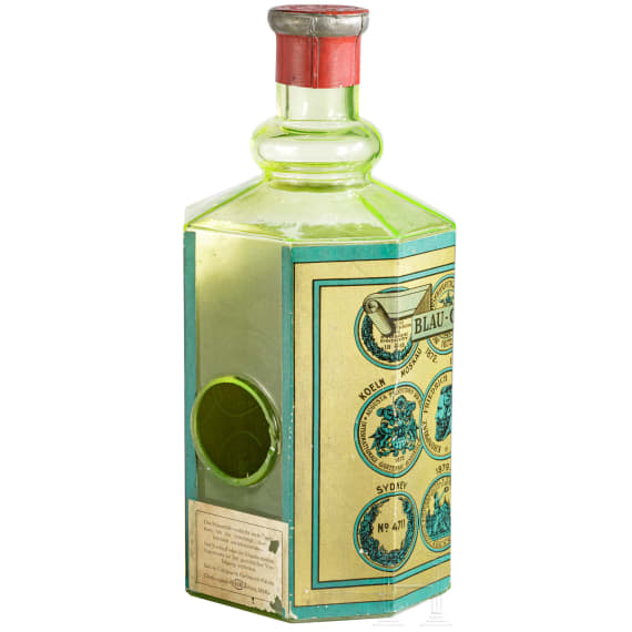 Gro&szlig;e Schaust&uuml;ck-Glasflasche "4711 - K&ouml;lnisch Wasser" und zwei Magazine "Kriminal Illustrierte" mit Titelbild von Willi Engelhardt