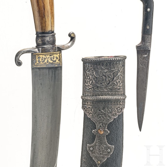 An Indian hunting knife, 19th century