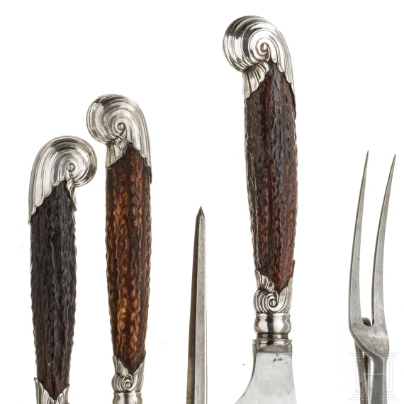 A set of English serving cutlery, circa 1900