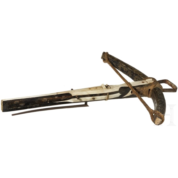 Gotische Hornbogenarmbrust im Stil des 15. Jhdts., Dekorationsfertigung, deutsch, um 1900