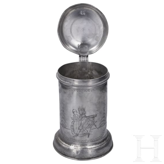 Gravierter Walzenkrug und Schokoladenkanne, Sachsen, um 1800