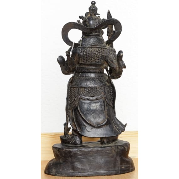 Bronzegussfigur eines Tempelw&auml;chters, China, 19./20. Jhdt.