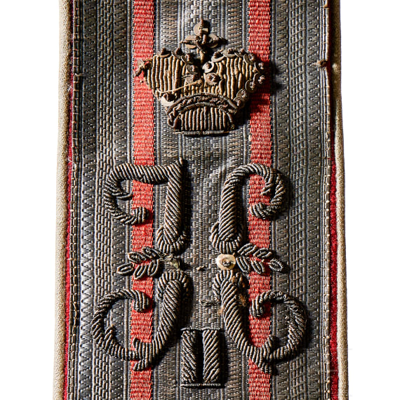 A pair of shoulder boards for a Russian colonel, circa 1910/15