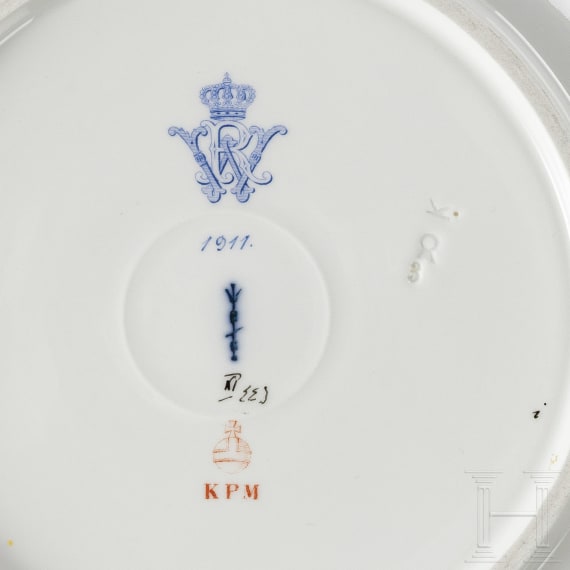 Emperor Wilhelm II - a KPM Neuosier plate from the royal dinner service, dated 1911
