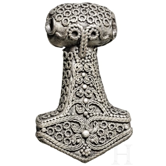 Filigranverzierter Thorshammer aus Silber, wikingisch, 10. Jhdt.