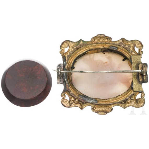Gemme mit Napoleon-Portrait und Brosche mit Kamee, 19. Jhdt.