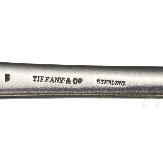 Zwei silberne Kellen, New York, Tiffany & Co., um 1900