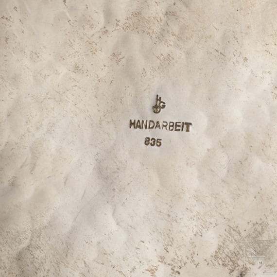 Silberschale mit M&uuml;nzen, 20. Jhdt.
