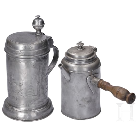 Gravierter Walzenkrug und Schokoladenkanne, Sachsen, um 1800