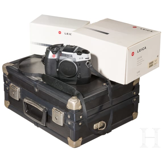 Kamerageh&auml;use Leica R8, mit Motor-Winder, Tragekoffer