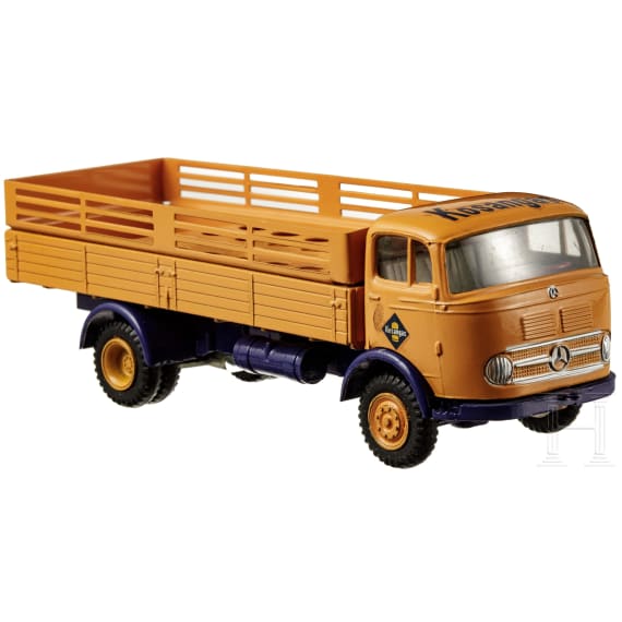 Tekno-Mercedes-Benz LP 322 "Kosangas" Nr. 911, im Originalkarton