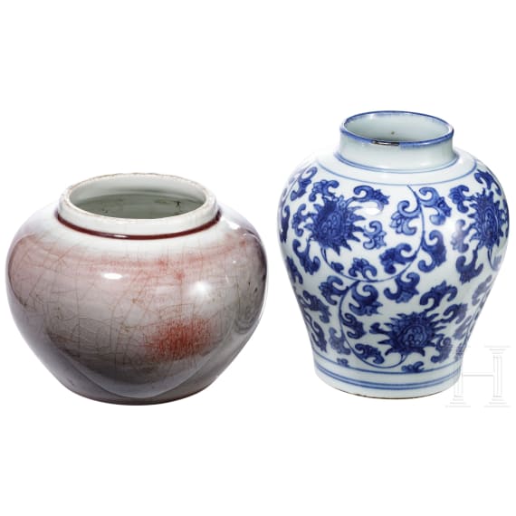 Zwei kleine Vasen, China, 20. Jhdt.