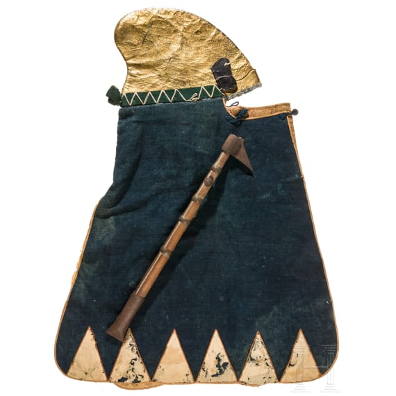 Tobikuchi (Feuerwehr-Axt) und Kaji-Zukin (Feuerschutzhut f&uuml;r Frauen), Japan, Edo-Periode