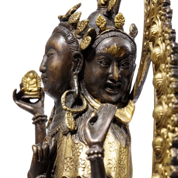 Namgyalma-Ushnishavijaya-Bronzestatue, Nepal, 20. Jhdt.