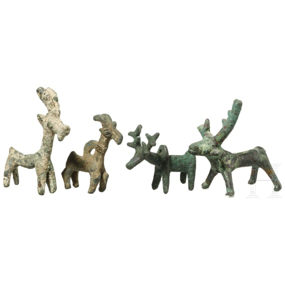 Vier Miniaturbronzen von Hirschen, Iran, Luristan, ca. 1000 v. Chr.