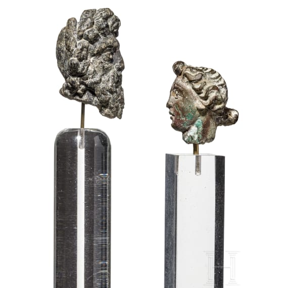 Zwei Bronzek&ouml;pfe von Statuetten, r&ouml;misch, 2. - 3. Jhdt.