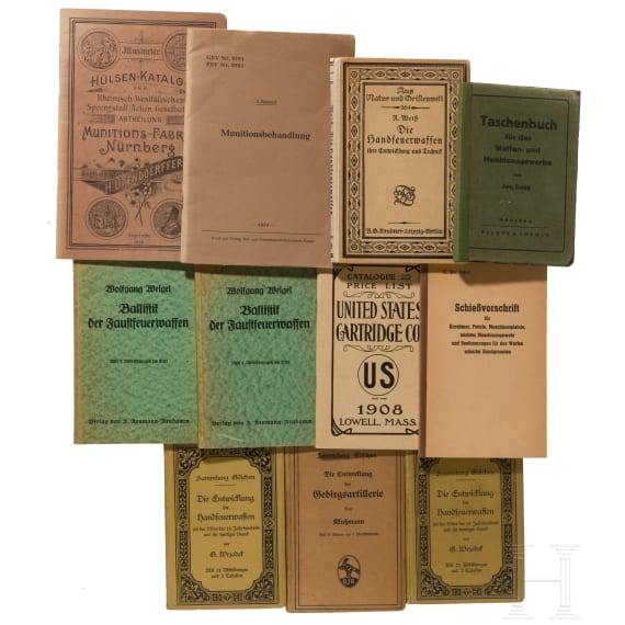 11 Druckwerke zu Handwaffen, Munition und Vorschriften; Originale, 1908 - 1955