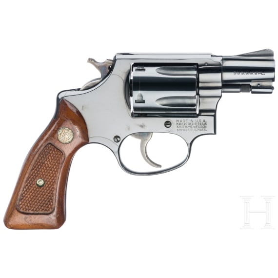 Smith & Wesson Mod. 36, "The .38 Chief's Special", mit Holster