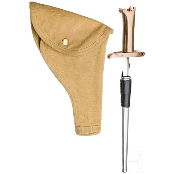Webley Mark VI, mit Holster und Repro-Bajonett