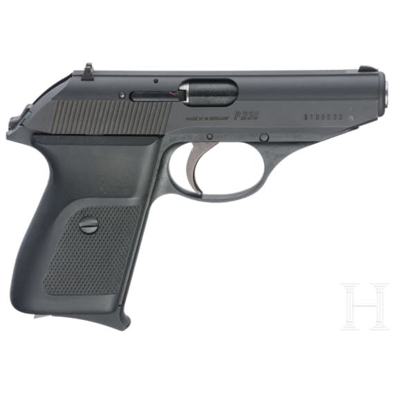 SIG-Sauer P 230, im Karton